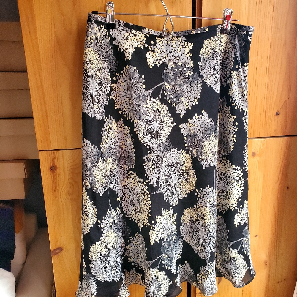 Talbots Black Linen & Silk Floral A Line Skirt Size 10